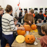 20251025Kürbisschnitzen0034