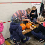 20251025Kürbisschnitzen0038