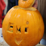 20251025Kürbisschnitzen0054