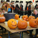 20251025Kürbisschnitzen0071