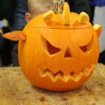 20251025Kürbisschnitzen0097