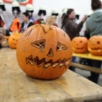 20251025Kürbisschnitzen0098